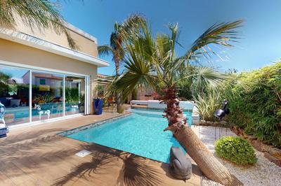 Villa - 165 m² - 6 pièces