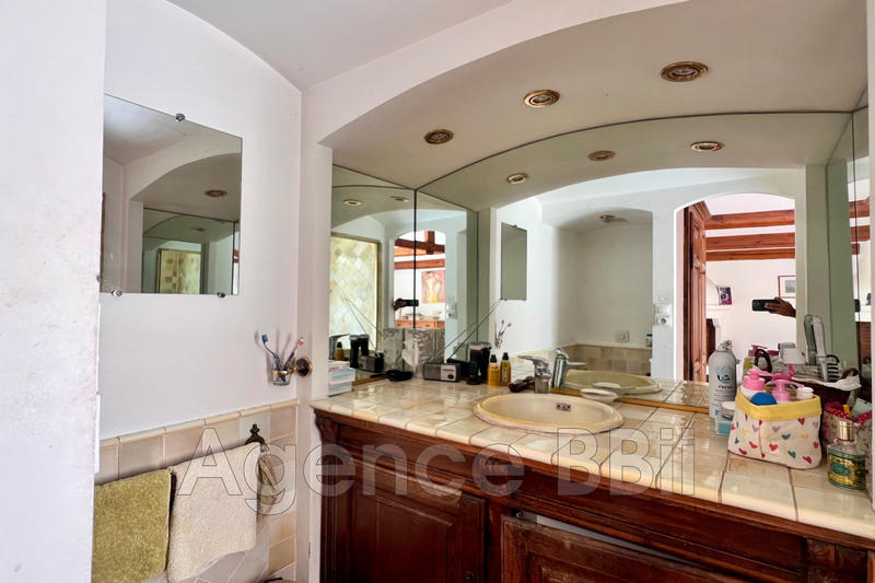 Villa - 276 m² - 7 pièces