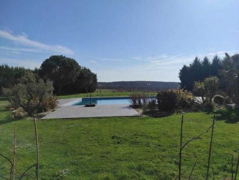 Villa - 220 m² - 7 pièces