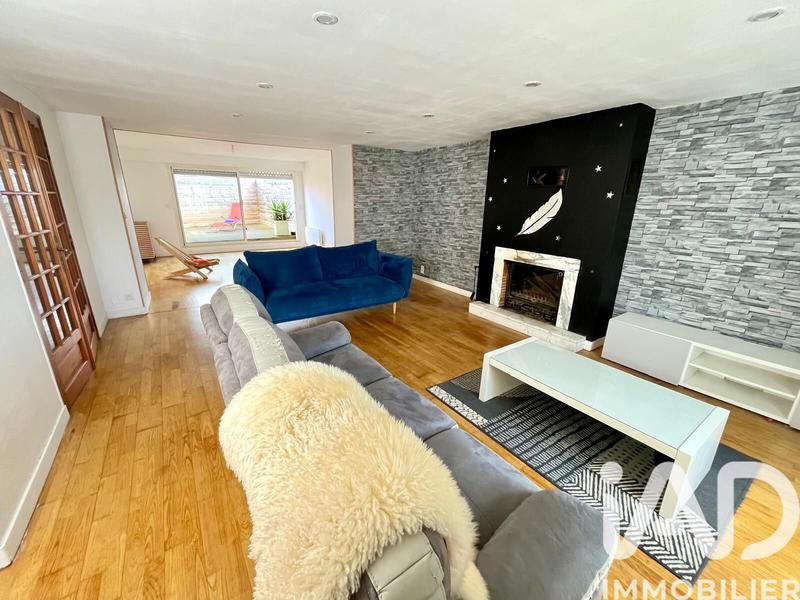 Appartement - 129 m² - 6 pièces