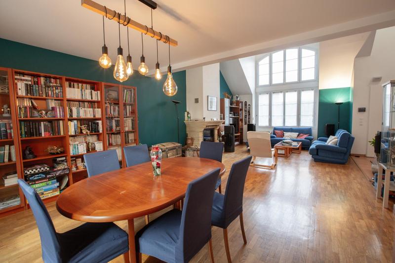 Maison - 205 m² - 8 pièces