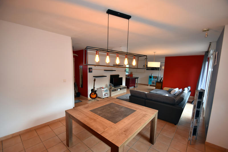 Maison - 108 m² - 4 pièces
