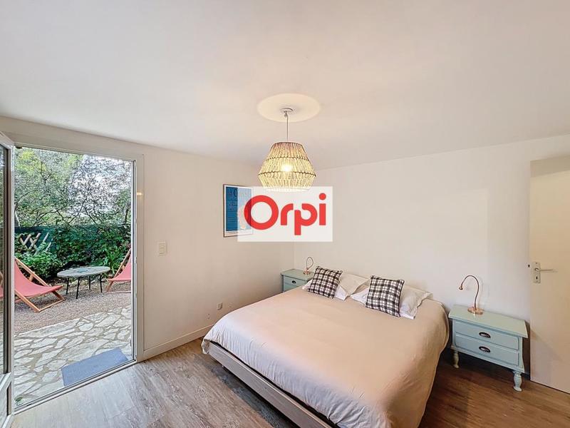 Villa - 168 m² - 6 pièces