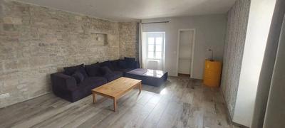 Maison traditionnelle - 90 m² - 5 pièces