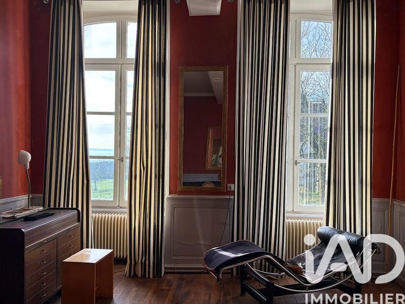 Maison - 292 m² - 9 pièces