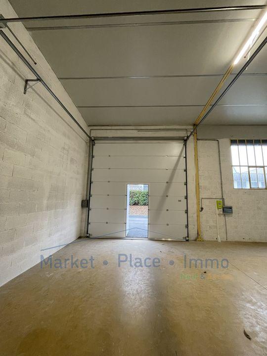 Bureau - 271 m² - 3 pièces