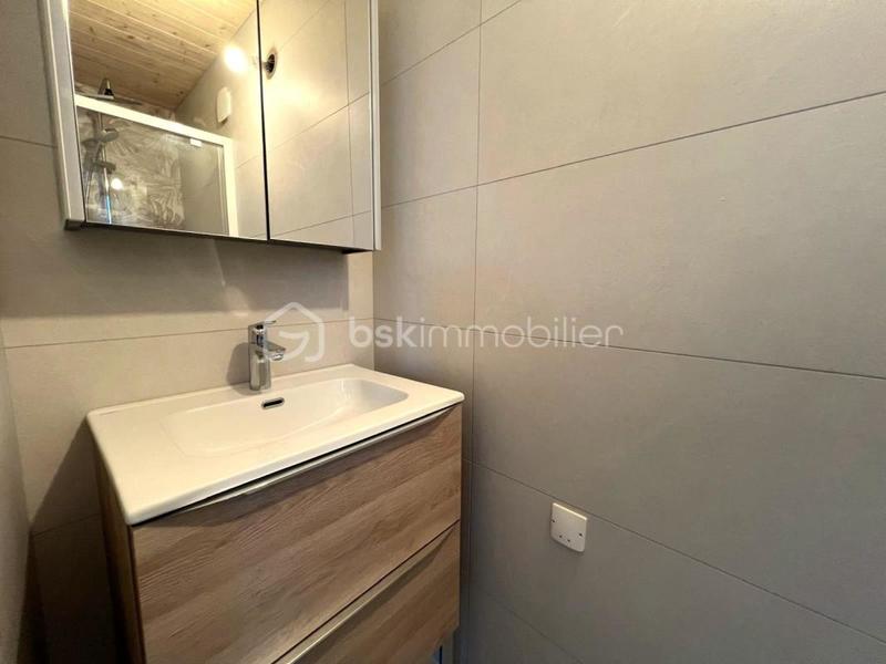 Maison - 94 m² - 4 pièces