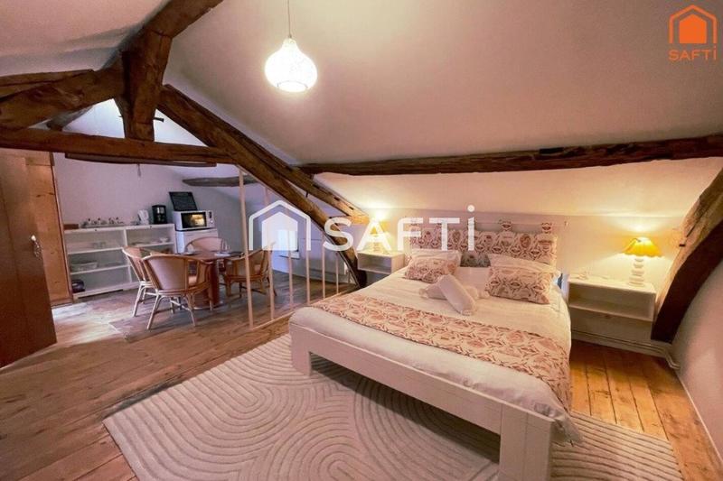 Villa - 250 m² - 9 pièces