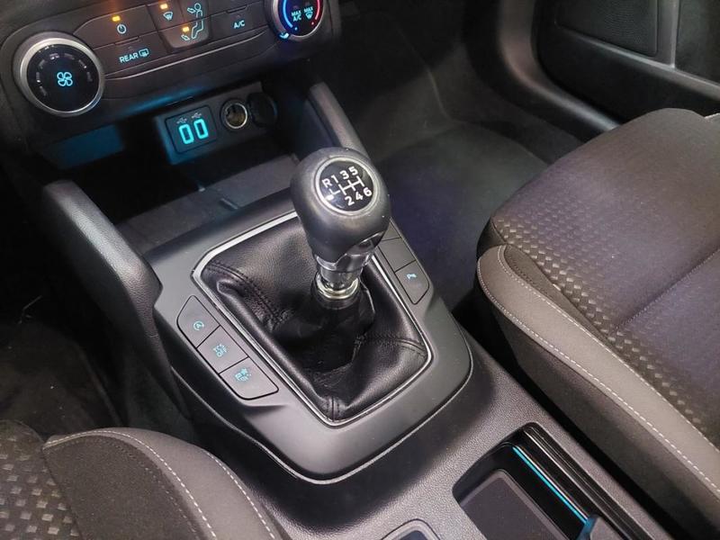 Ford Focus 5p - 1.5 EcoBlue 95ch Trend Business