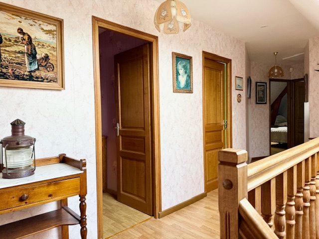 Maison - 167 m² - 6 pièces