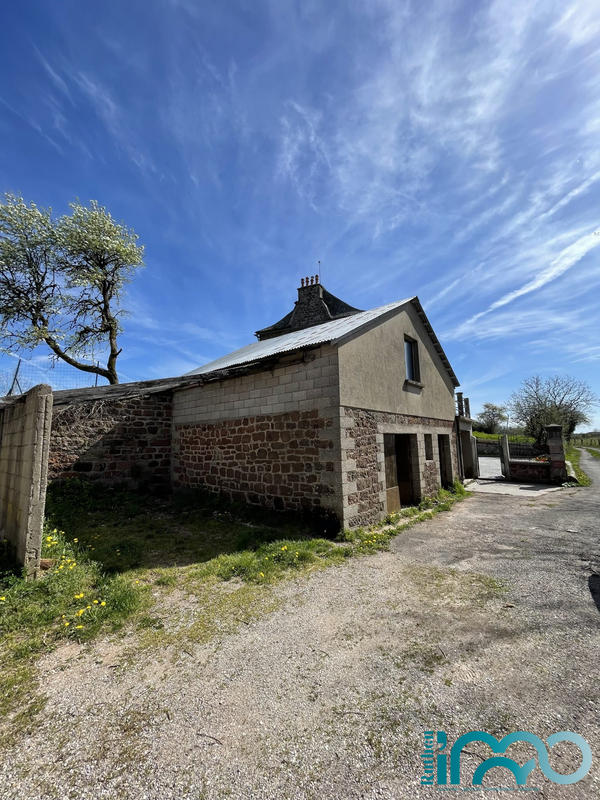 Maison ancienne - 175 m² - 8 pièces