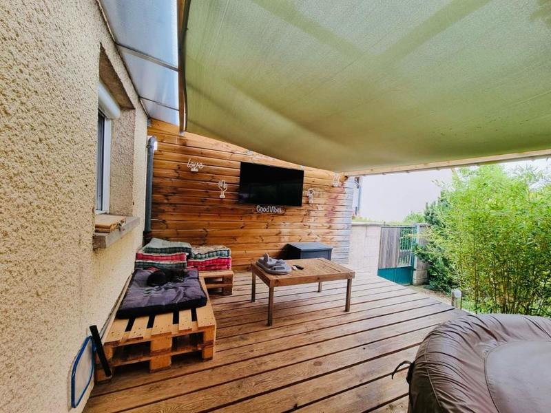 Pavillon - 93 m² - 5 pièces