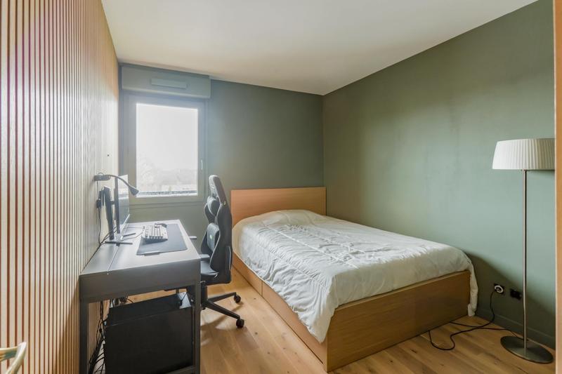 Appartement - 81 m² - 5 pièces