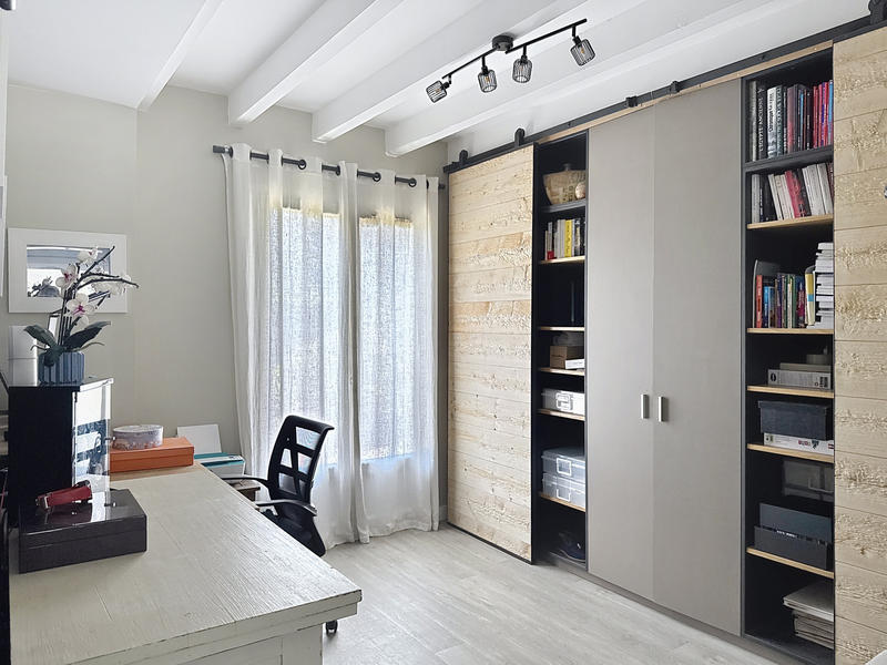 Villa - 208 m² - 9 pièces