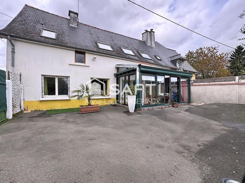 Maison - 121 m² - 6 pièces