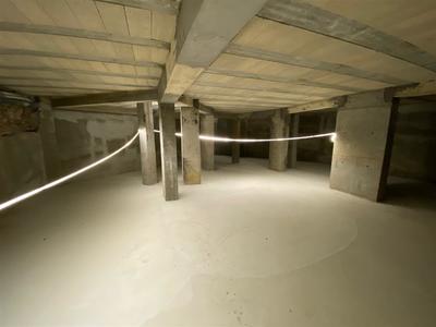 Local commercial - 394 m²