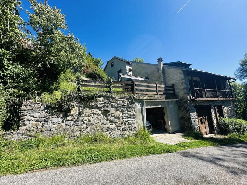 Maison - 98 m² - 4 pièces