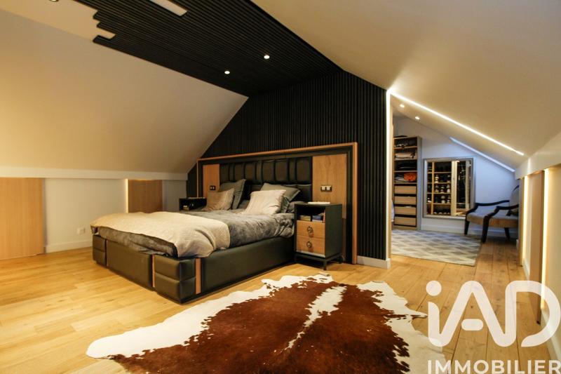 Maison de maîtres - 403 m² - 9 pièces