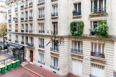 Appartement - 95 m² - 5 pièces