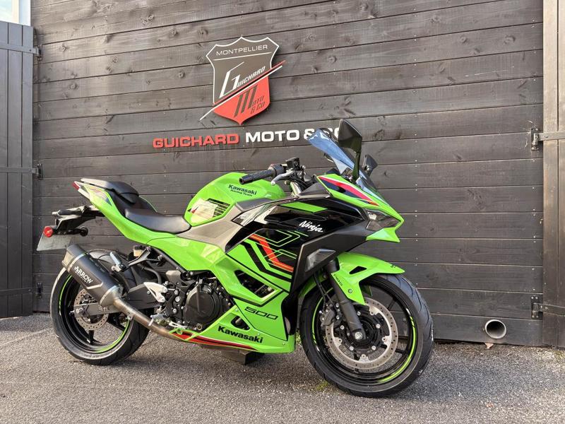Kawasaki Ninja 500 se