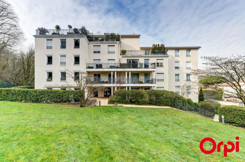 Appartement - 83 m² - 4 pièces