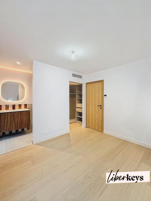 Duplex - 157 m² - 6 pièces