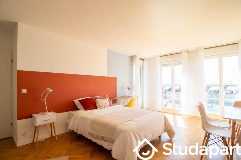 Chambre - 11 m² - 1 pièce