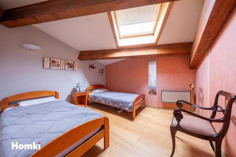 Maison d'architecte - 234 m² - 9 pièces