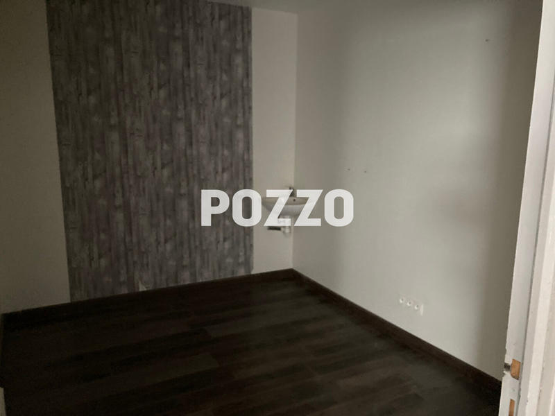 Local commercial - 102 m²