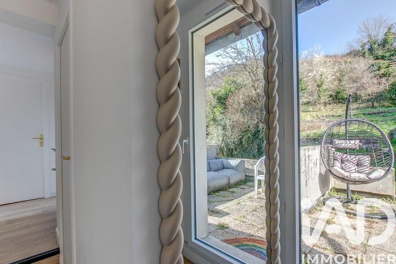 Maison - 97 m² - 3 pièces