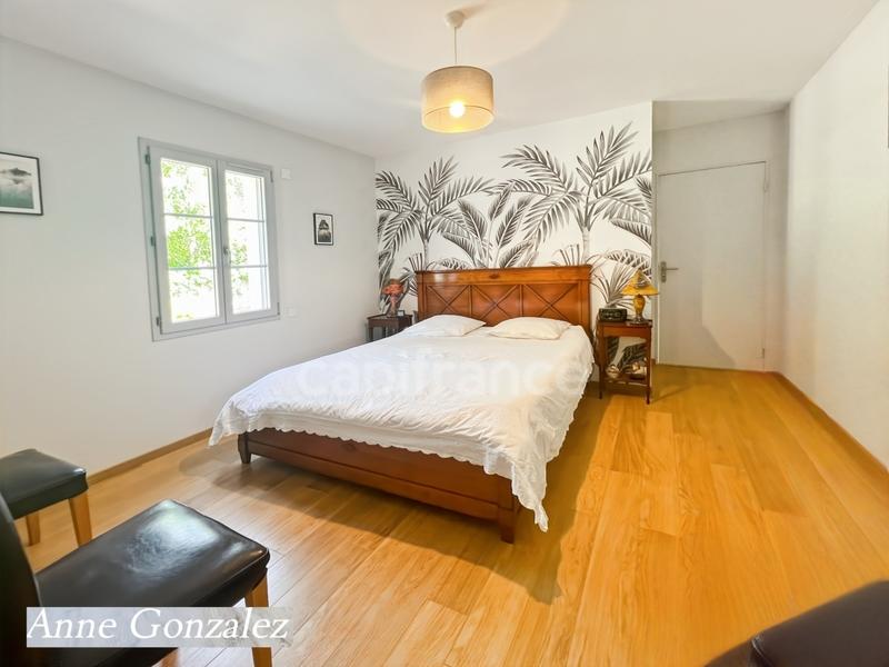 Maison d'architecte - 168 m² - 6 pièces