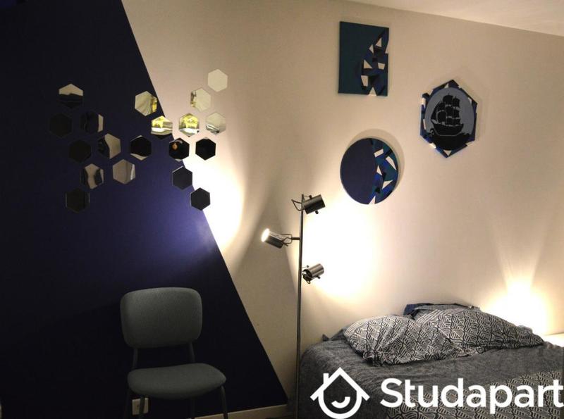 Chambre - 9 m² - 1 pièce