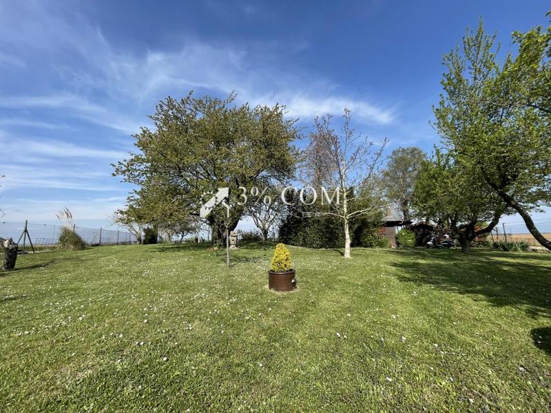 Terrain de loisirs - 1 523 m²