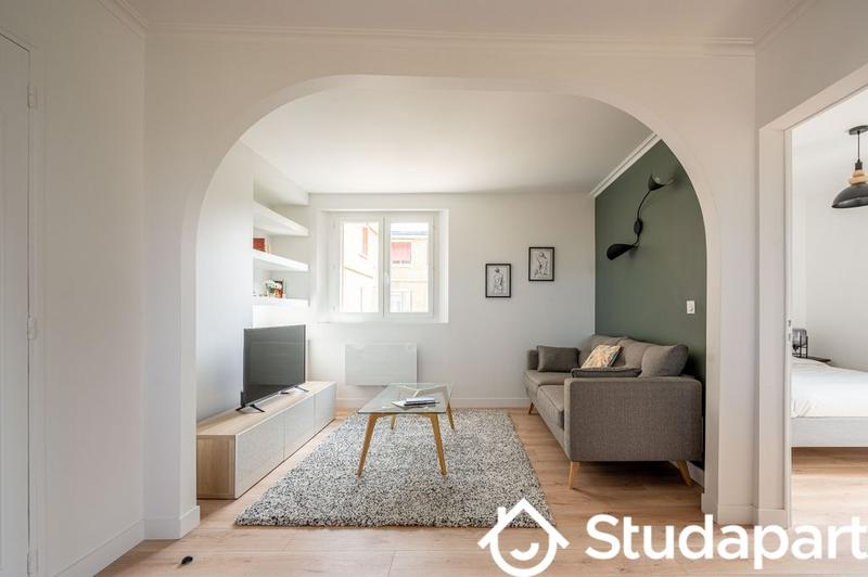 Chambre - 75 m² - 1 pièce