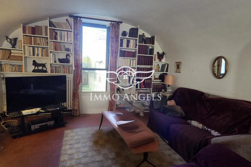 Maison ancienne - 249 m² - 8 pièces