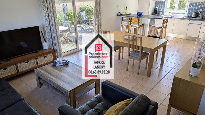 Villa - 100 m² - 5 pièces