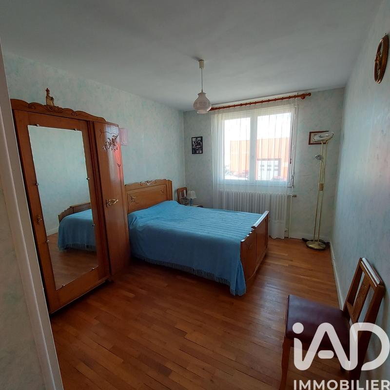 Maison - 97 m² - 7 pièces