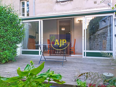 Appartement - 87 m² - 5 pièces