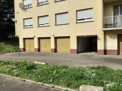 Parking / Garage - 15 m²