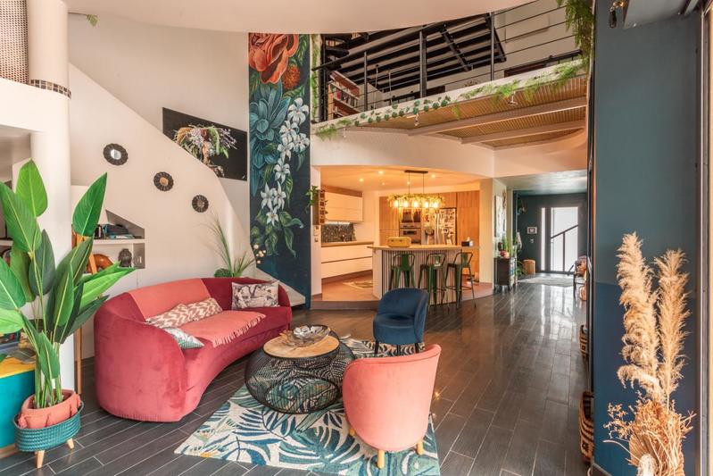 Maison d'architecte - 300 m² - 7 pièces