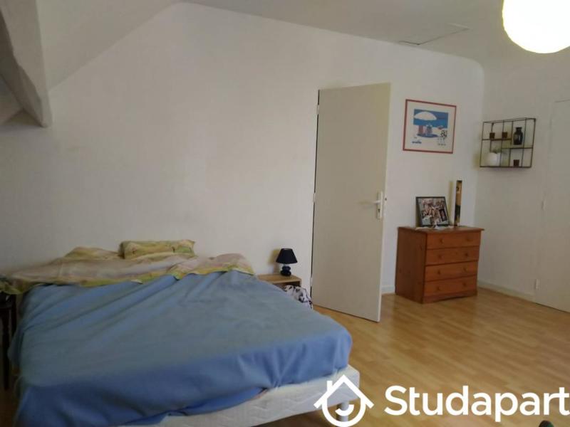 Chambre - 11 m² - 1 pièce