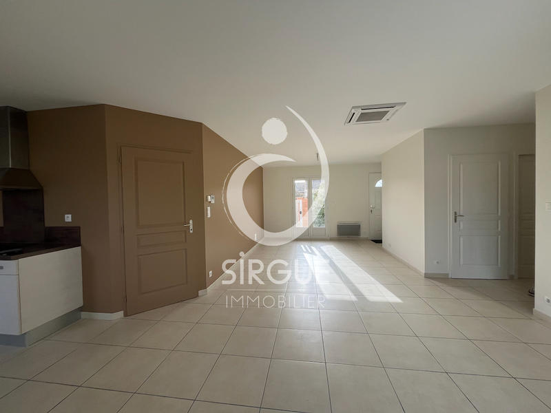 Maison - 73 m² - 3 pièces