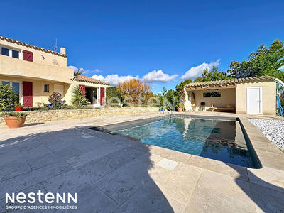 Maison - 140 m² - 5 pièces