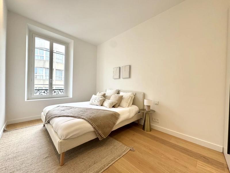 Appartement - 137 m² - 5 pièces