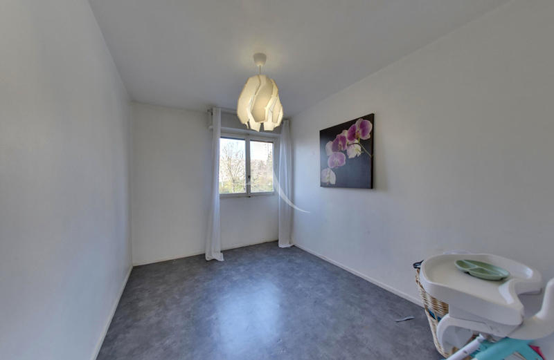 Appartement - 87 m² - 5 pièces