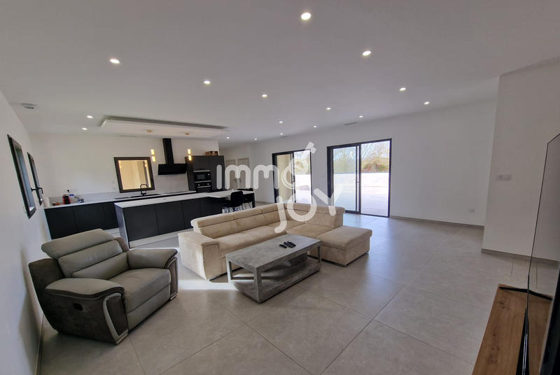 Maison - 149 m² - 5 pièces