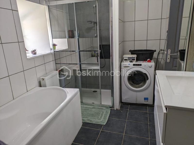 Maison - 170 m² - 8 pièces