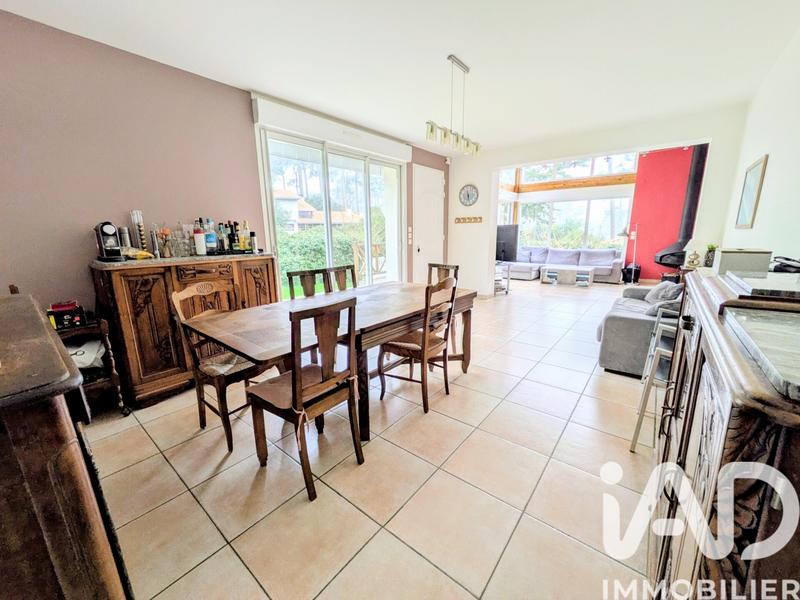 Maison - 178 m² - 8 pièces