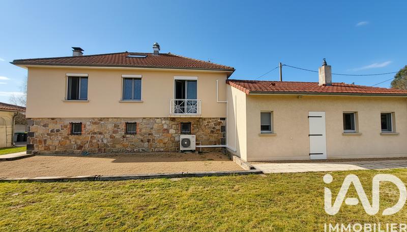 Maison - 211 m² - 6 pièces