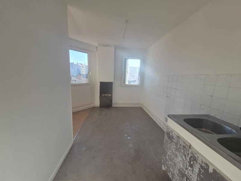 Appartement - 80 m² - 4 pièces